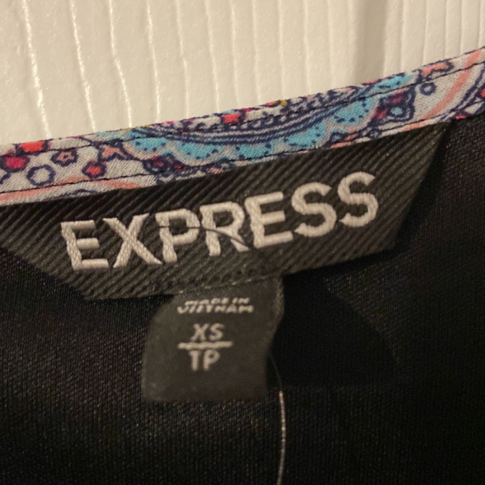 Express Women Dresssize XS brand new with tag long 31” - Picture 3 of 13